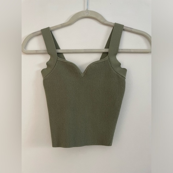 Abercrombie & Fitch Ribbed Sweater Tank - Picture 1 of 2
